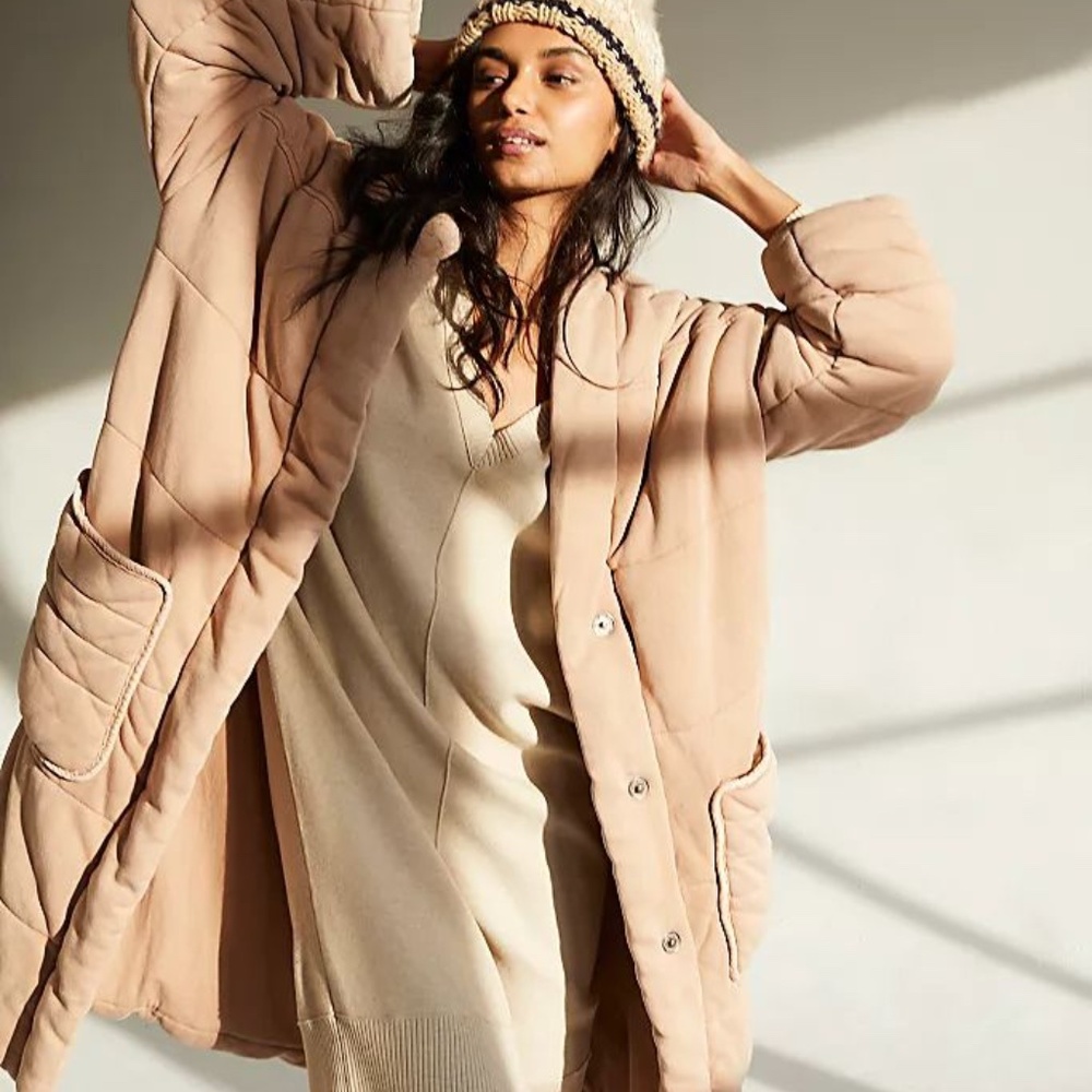 Free People Dolman Duvet Coat Size Small (S) in Peach/Rose color